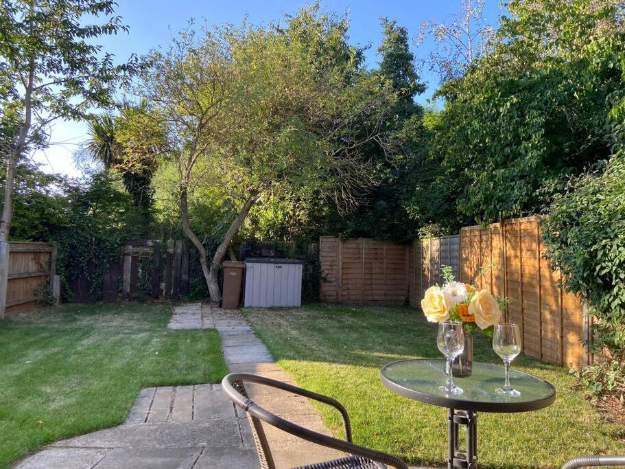 Cosy Bungalow Near Open Countryside Felixstowe Ngoại thất bức ảnh